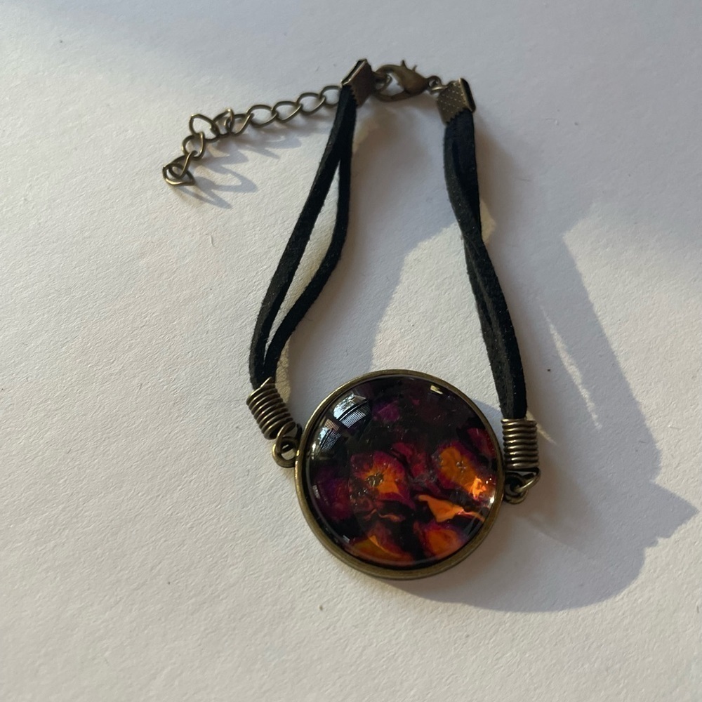 Hand painted bracelet - Picture 3 of 4
